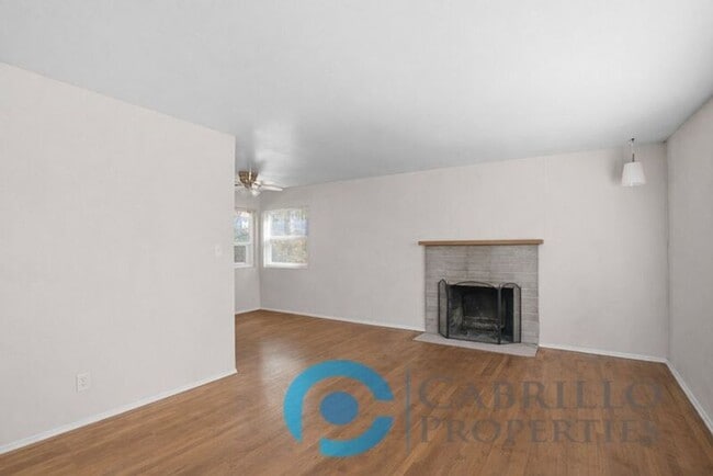 Foto del edificio - 4330 Cleveland Ave