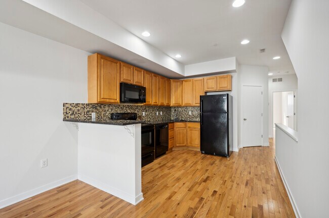 Kitchen - 2638 Federal St