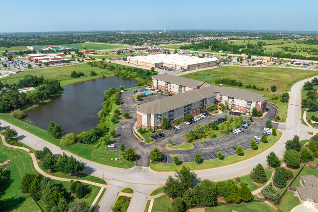 Context view showing pond - 1201 at Covell Village