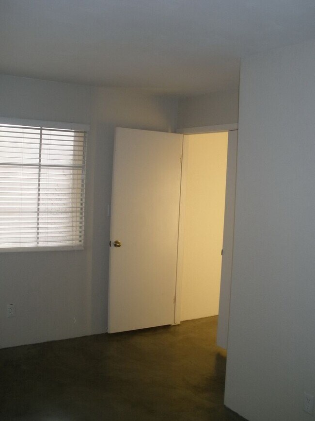 Foto del edificio - Fabulous 2nd floor condo in great Scottsda...