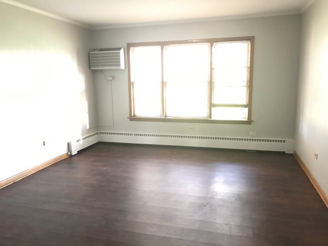 Foto del edificio - 1620 Dempster St