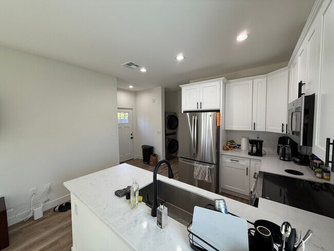 Foto del edificio - Newly Built in 2025!  4BD/2BA