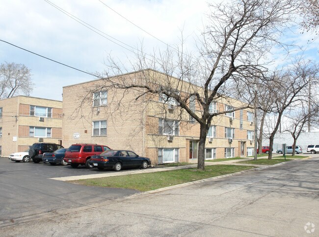 Building Photo - 1806 Armitage Ave