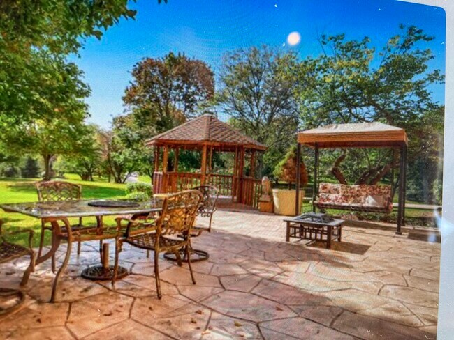 Foto del edificio - 5 Bridlewood Trail
