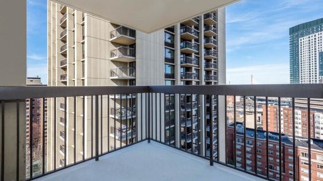 Building Photo - 1 bedroom in Boston MA 02114