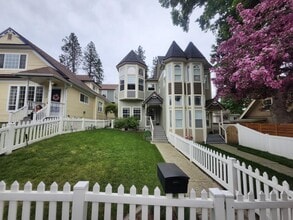 Building Photo - 1619 W 13th Ave