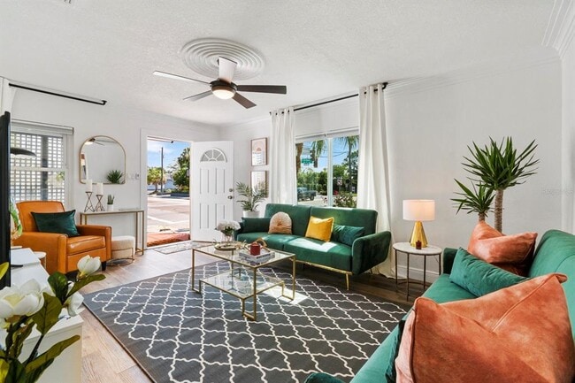 Foto del edificio - 2402 W Cypress St