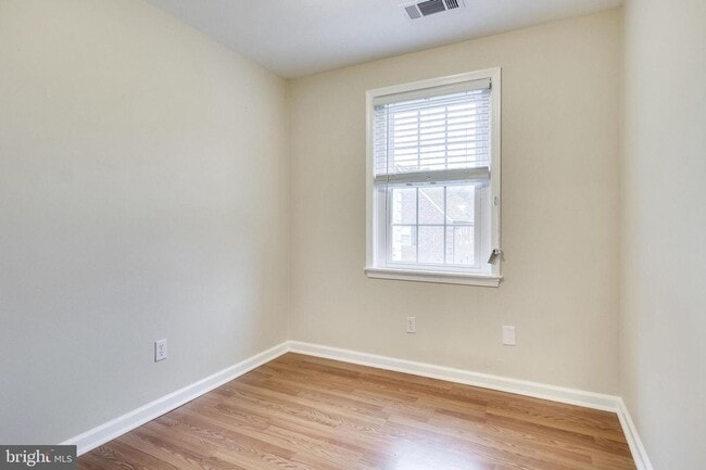 Building Photo - 2026 Move-In Special – $500 LEASE SIGNING BONUS!! Affordable 2-Bedroom Apartment in Southeast DC