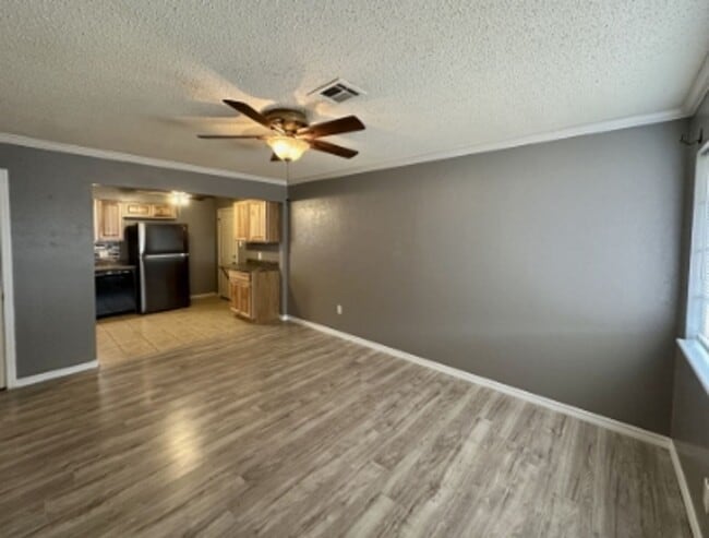 Foto del edificio - 4 bedroom