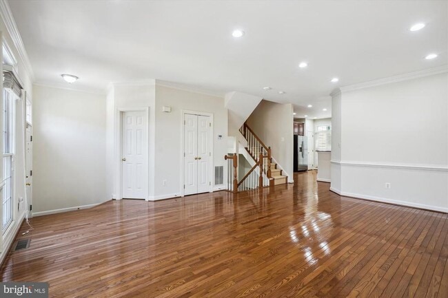 Building Photo - 4524 Fair Valley Dr