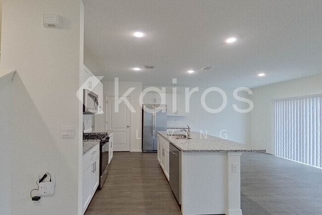 Building Photo - 32216 Edson Ave