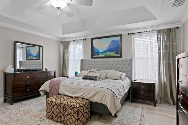 Foto del edificio - 20272 Merry Oak Ave