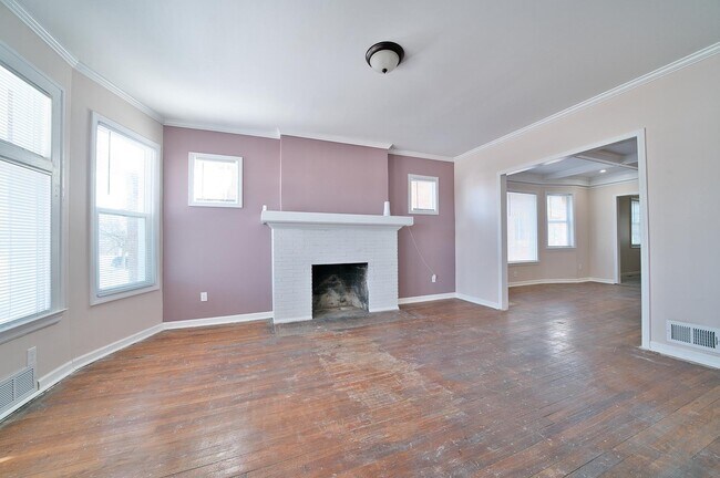 Foto del edificio - 1595 W Grand Blvd
