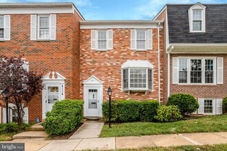 Building Photo - 4112 Century Ct