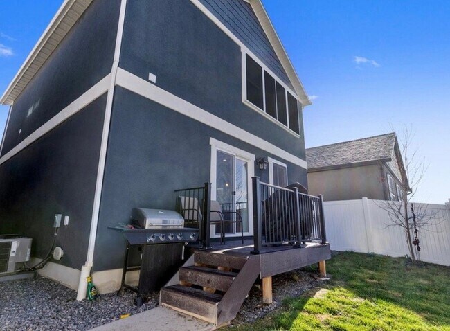 Foto del edificio - 8627 N Cottonwood Alley