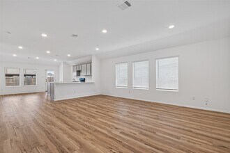 Building Photo - 3808 Moss Hl Rd