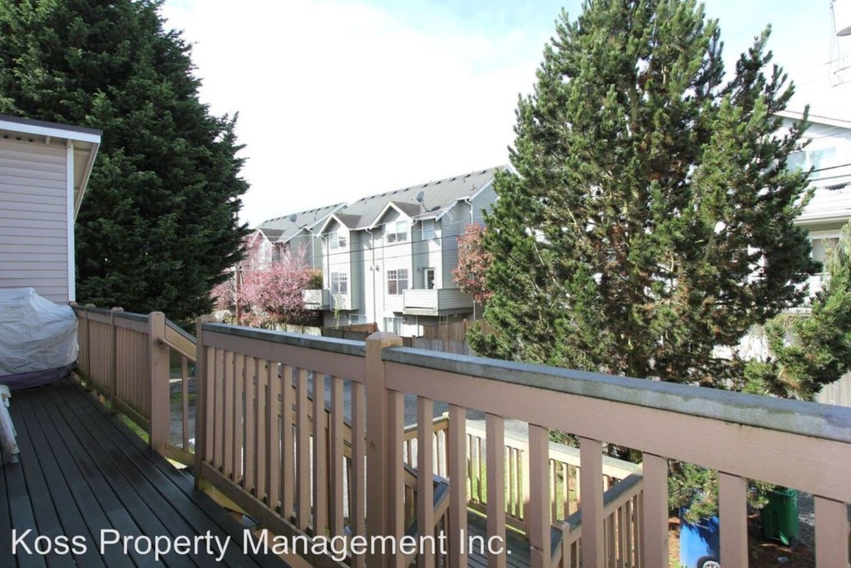 Foto principal - 8535 Interlake Ave N
