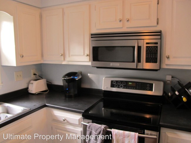 Foto del edificio - 5446 Ridgewood Heights Dr