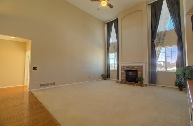 Building Photo - 9202 Royal Melbourne Cir