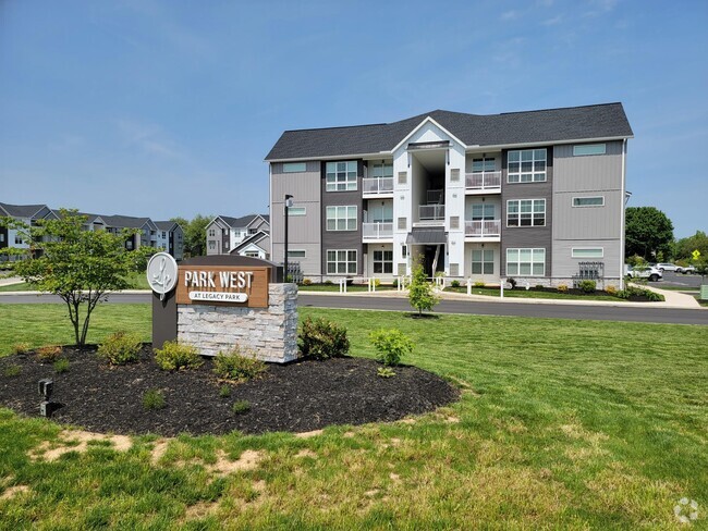 Building Photo - Park West at Legacy Park