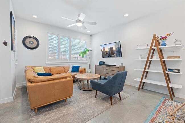 Foto del edificio - 801 N Bluff Dr