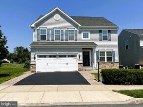 Building Photo - 122 Garrett Ln