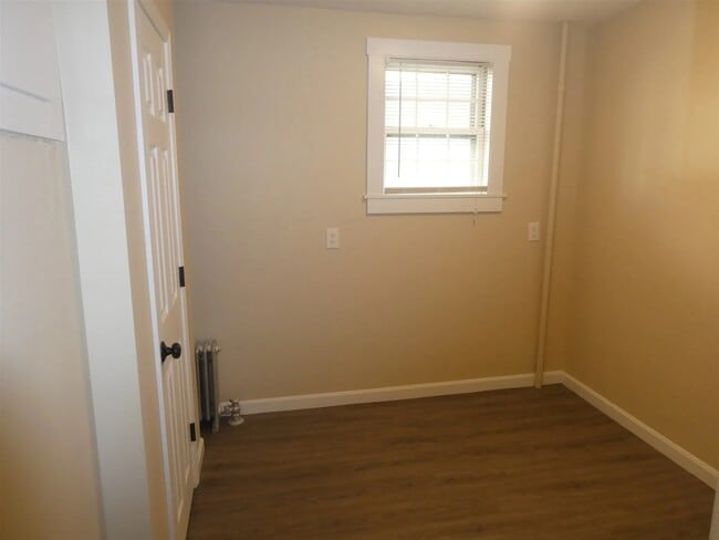 Bedroom 1/office - 717 Pine St