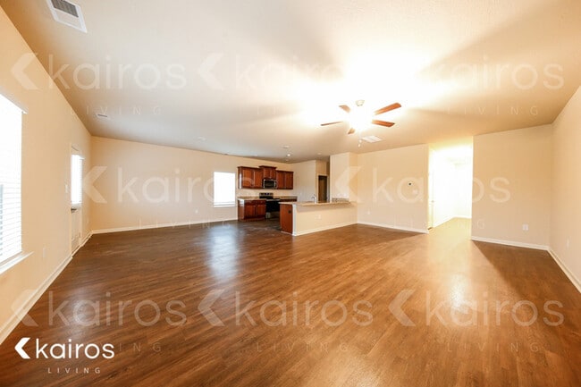 Foto del edificio - 1067 Pilgrim Ln
