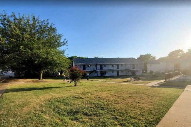 Foto del edificio - Huntington Place Apartments