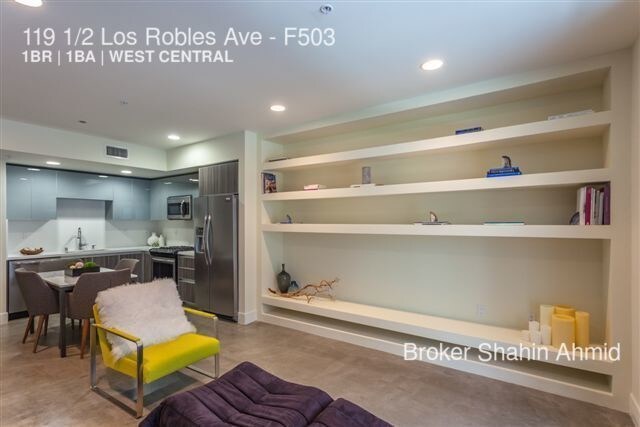 Foto principal - 119 1/2 N Los Robles Ave