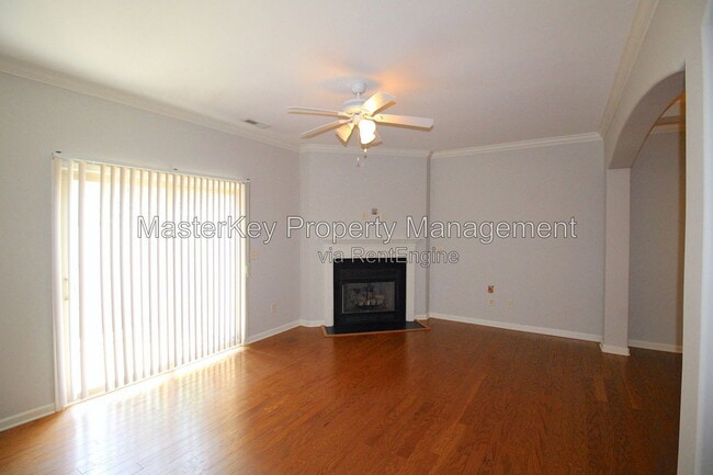 Building Photo - 533 Matheson Place