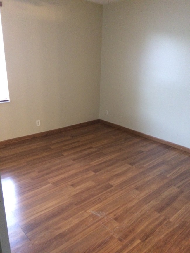 Bedroom 1 - 825 NE 212th Terrace