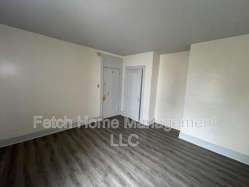 Building Photo - 441 W Orange St