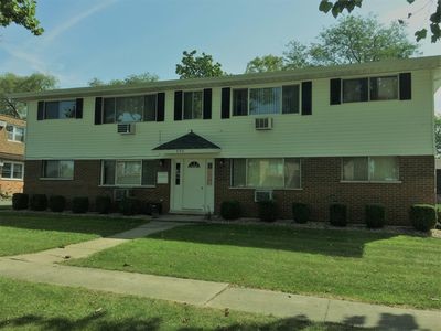 Primary Photo - 505 Schroeder Ave