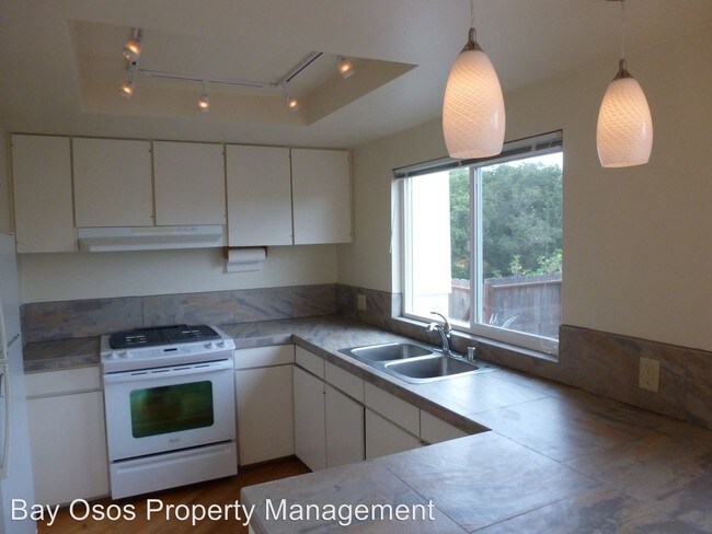 Building Photo - 2 br, 1.5 bath House - 1530 9th Street