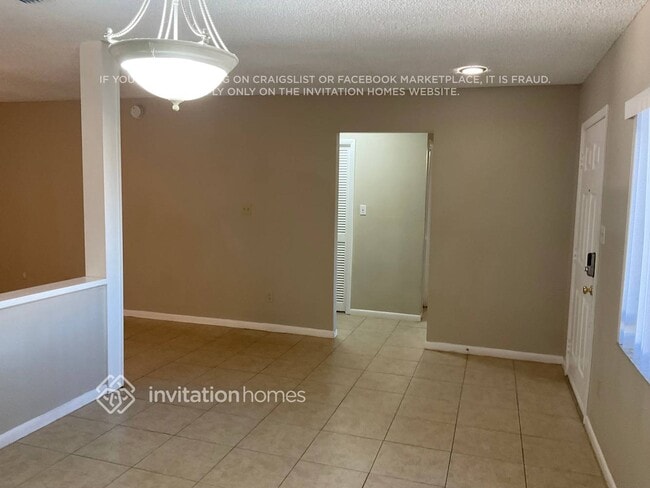 Foto del edificio - 16027 Eagle River Way
