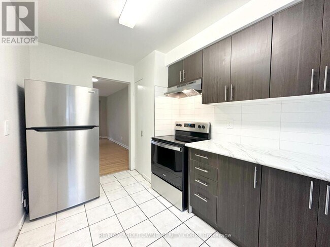 Building Photo - 63 Havenbrook Blvd