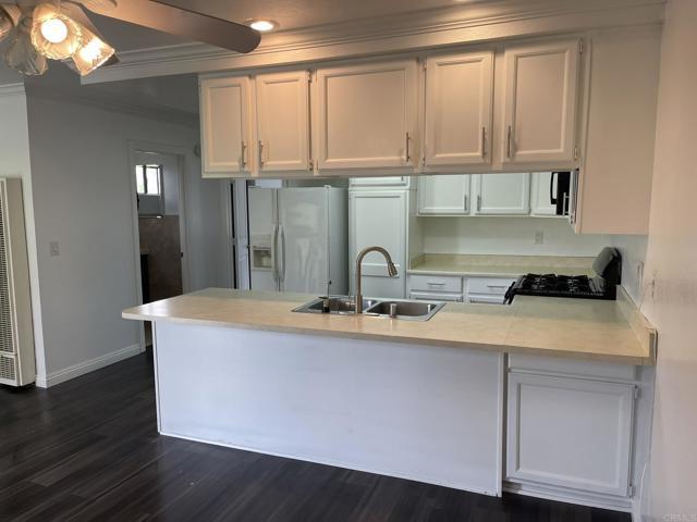 Building Photo - 25980 Kornblum Dr