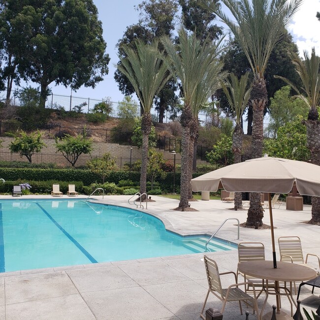 Foto del edificio - Welcome To Your New Home In Inglewood (Gat...