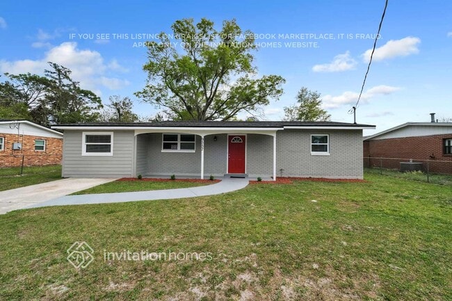 Building Photo - 9557 Priory Ave