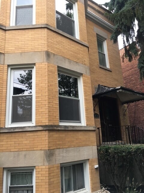 Foto principal - 2818 N Spaulding Ave