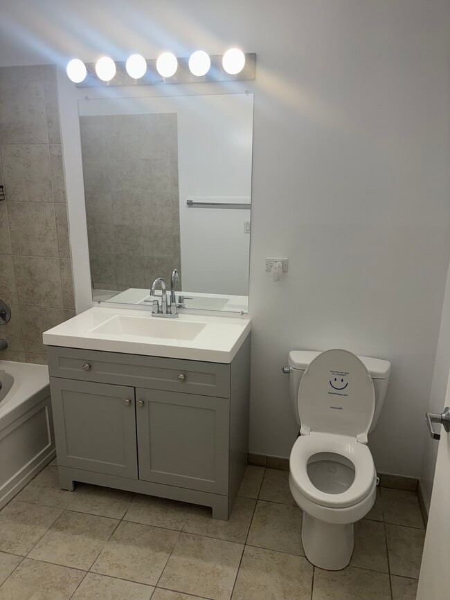 Bathroom - 235 W Van Buren St Apartment