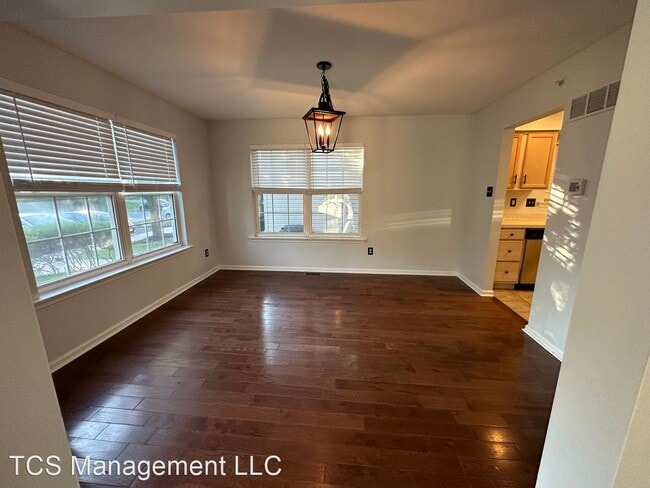 Building Photo - 3 br, 1.5 bath House - 105 Goldfinch Ct