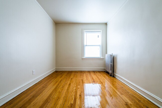 Foto del edificio - 1931 E 71st St 1931-45 E 71st Chicago, IL 60649