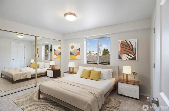 Foto del edificio - Wonderful Must See Two Bedroom Condo / $50...