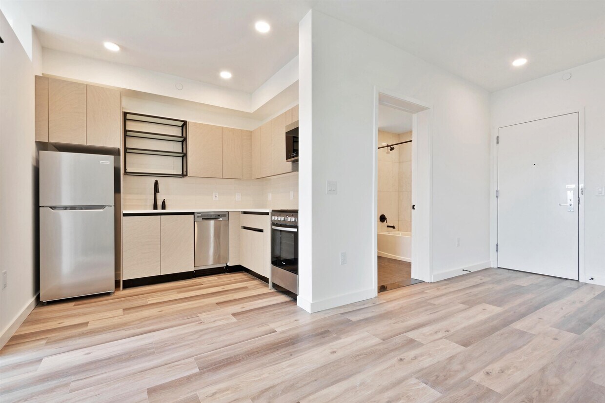 Foto principal - 55 Jordan Ave