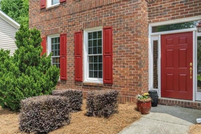 Foto del edificio - 2465 Devon Leigh Walk NW