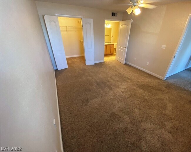 Building Photo - 5055 W Hacienda Ave