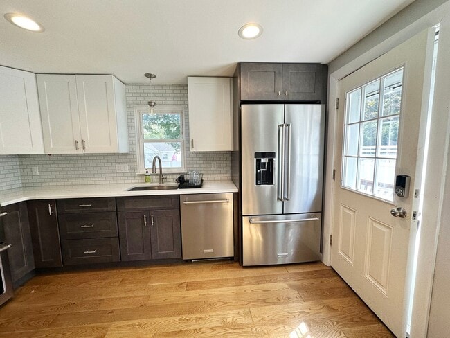 Building Photo - Custom Single Family Smart Home