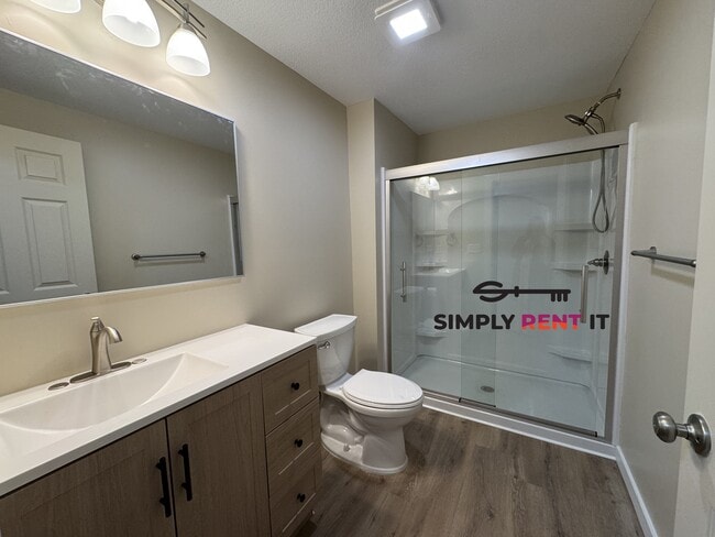 Building Photo - All Utilities Included, 1 Bed, New Renovation, Lower Level